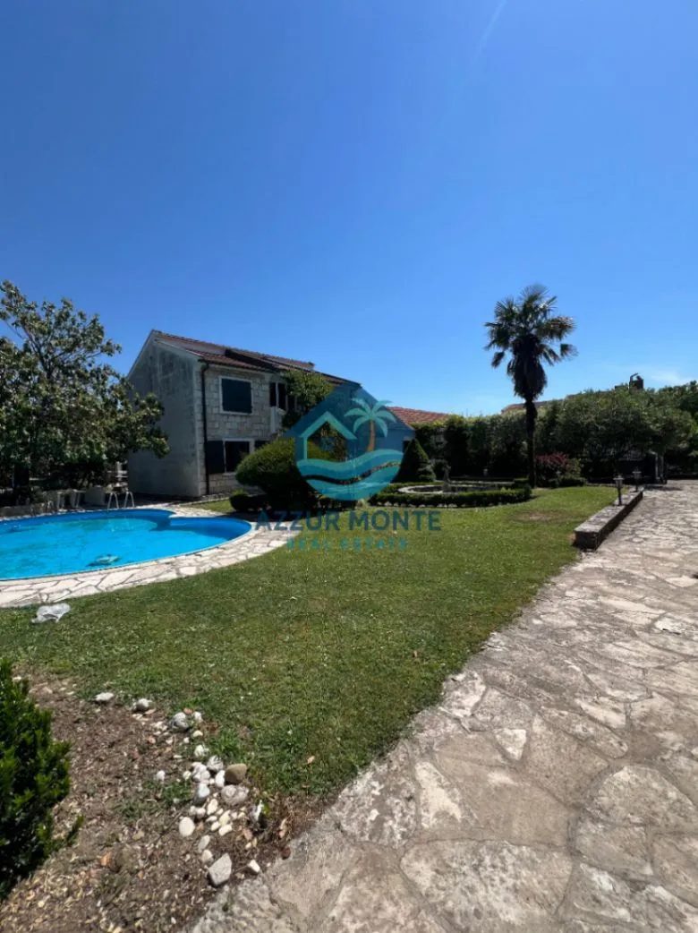 Rent, house, 220m², Polje, Bar