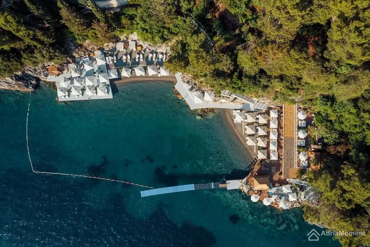 Prodaja, dvosoban stan, 125m², Centar, Budva