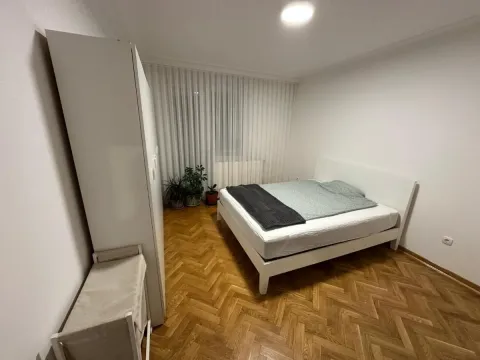 Rent, four bedroom apartment, 114m², Grbavica, Novi Sad Sve Podlokacije - image 7
