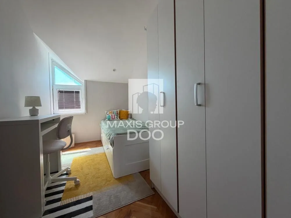 Rent, two bedroom apartment, 64m², Južni Bulevar, Vračar Sve Podlokacije