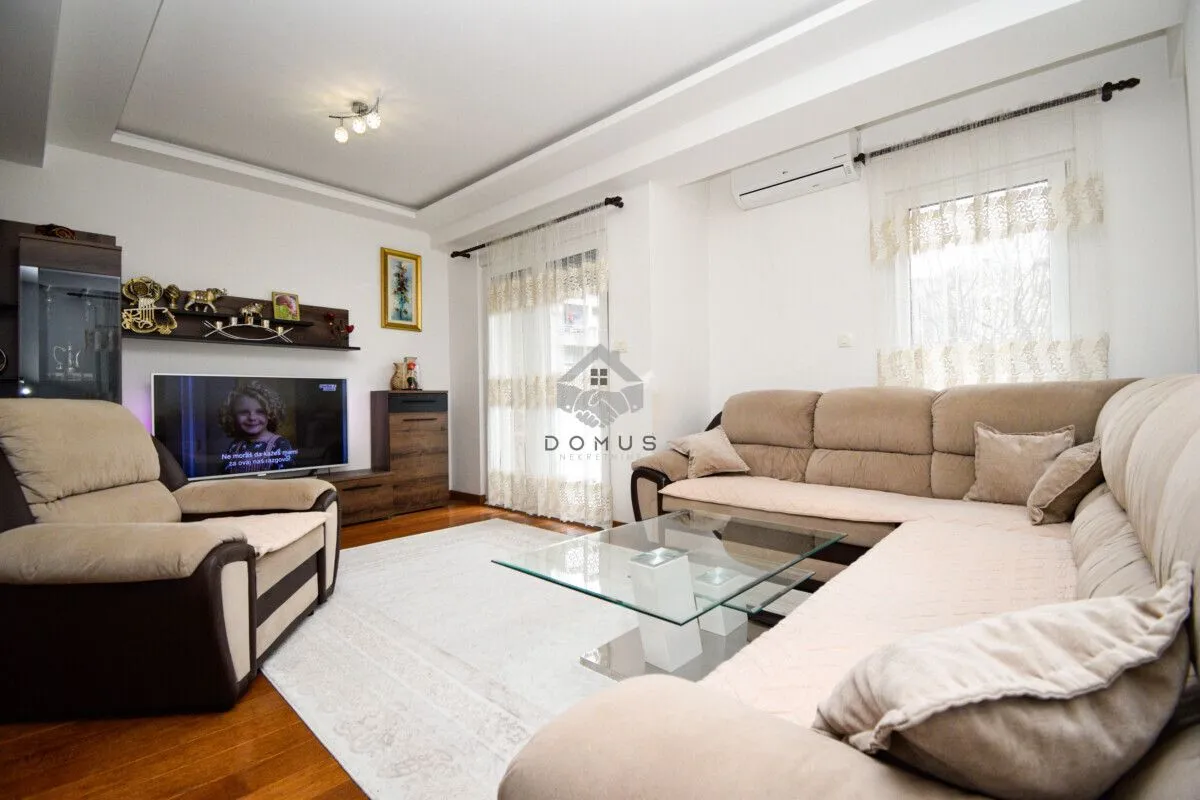 Izdavanje, trosoban stan, 80m², Ljubović, Podgorica