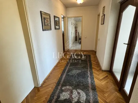 Prodaja, kuća, 600m², Voždovačka Crkva, Voždovac Sve Podlokacije - image 17