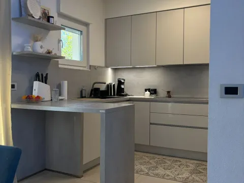 Prodaja, kuća, 145m², Podgorica, Crna Gora - image 4