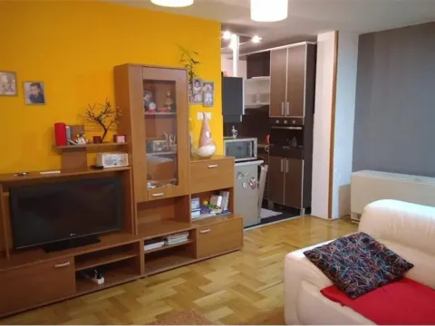 Sale, three bedroom apartment, 80m², Niš, Srbija - image 9