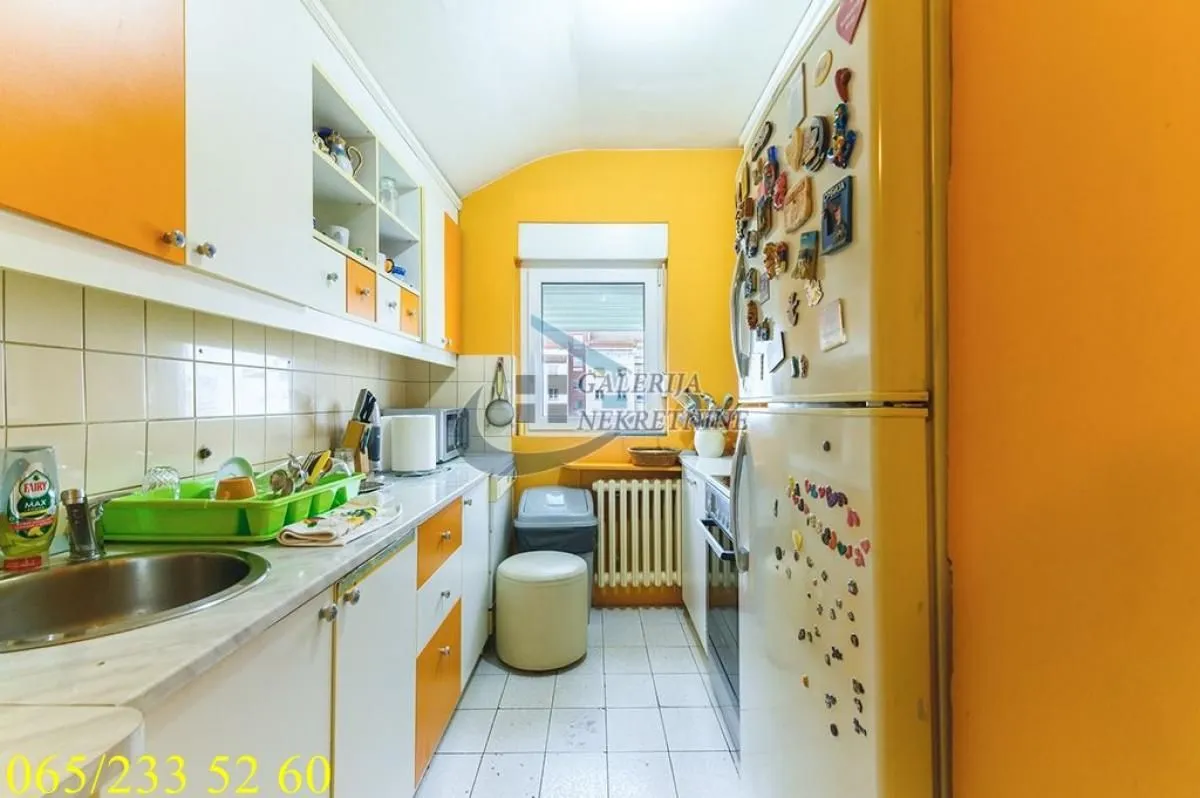 Prodaja, trosoban stan, 86m², Novi Beograd Blok 71, Novi Beograd Sve Podlokacije