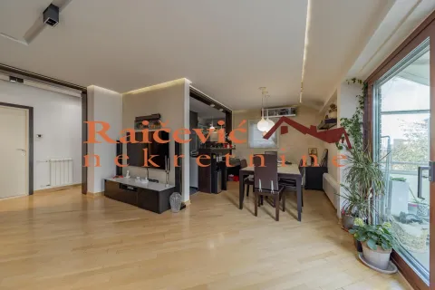 Sale, four bedroom apartment, 103m², Savski Venac, Beograd - image 5