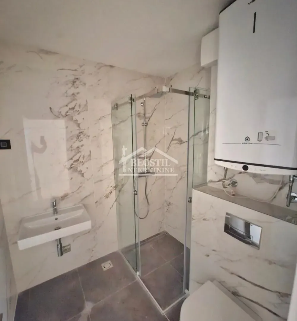 Prodaja, četvorosoban stan, 112m², Banovo Brdo, Beograd