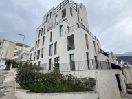 Prodaja, dvosoban stan, 200m², Ivanovići, Budva - image 1