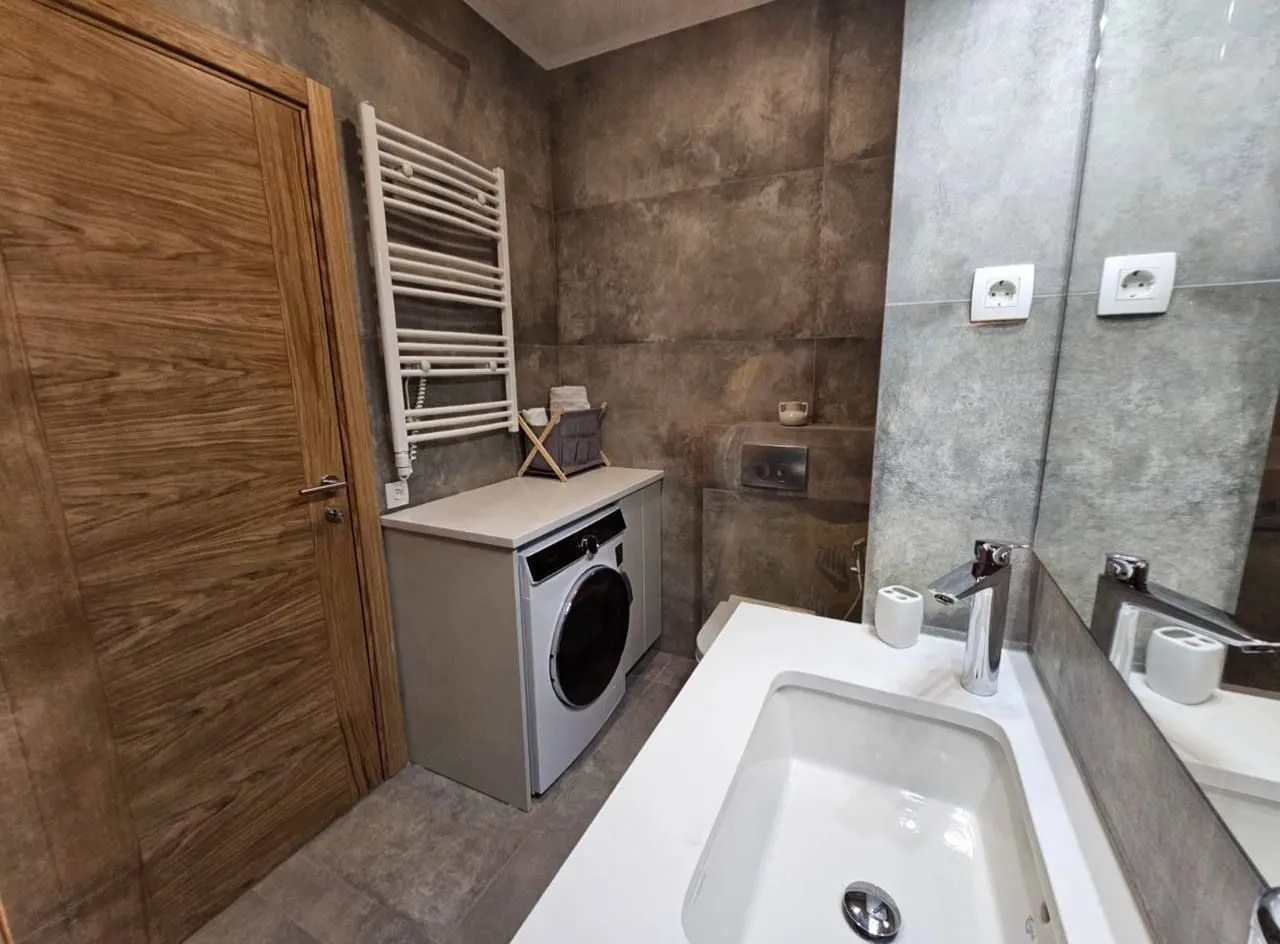 Sale, three bedroom apartment, 86m², Centar, Budva
