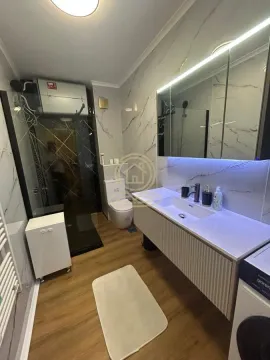 Izdavanje, trosoban stan, 76m², Centar, Novi Sad - image 21