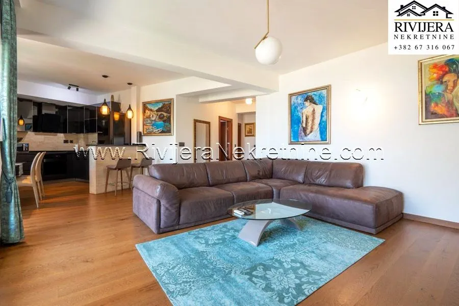 Sale, two bedroom apartment, 78m², Škaljari, Kotor