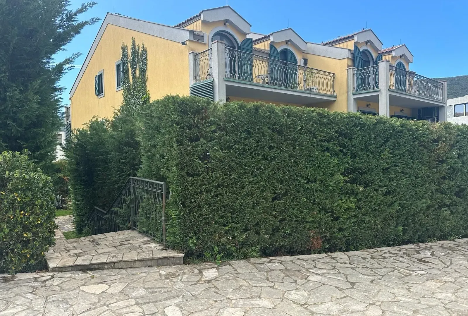 Prodaja, kuća, 174m², Lastva Grbaljska, Kotor