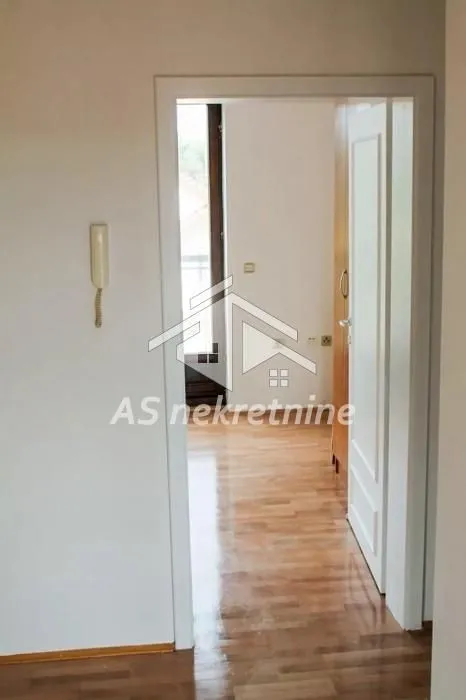 Rent, three bedroom apartment, 81m², Voždovačka Crkva, Voždovac Sve Podlokacije