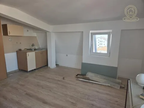 Sale, one bedroom apartment, 40m², Pantelej, Niš - image 5