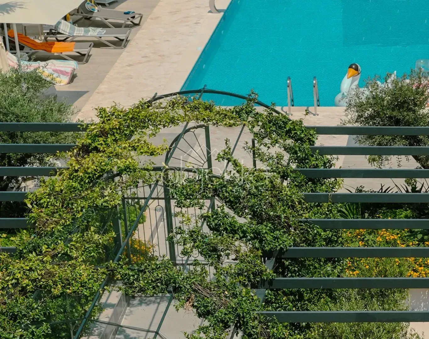 Rent, apartment, 90m², Tivat, Crna Gora