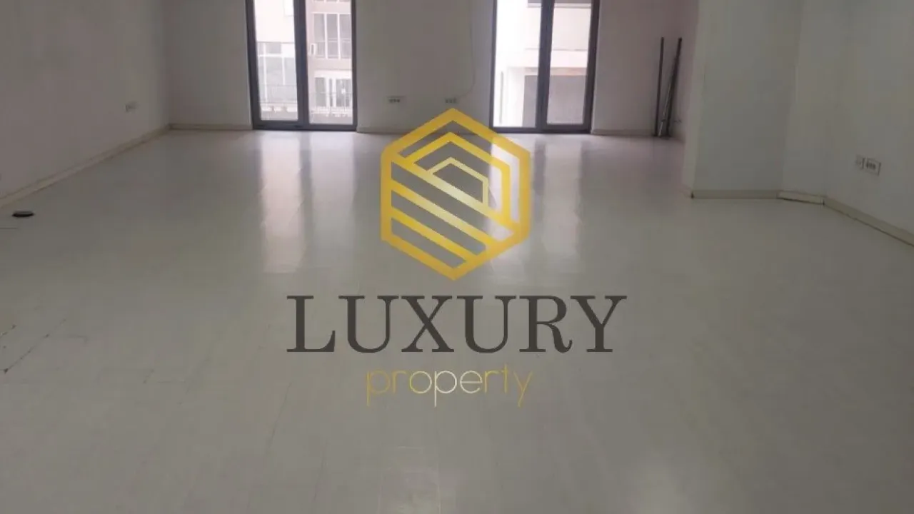 Rent, office space, 172m², 1 maj, Podgorica