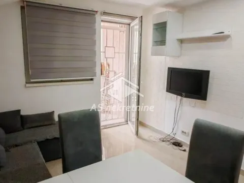 Izdavanje, stan, 48m², Čukarica, Beograd - image 2