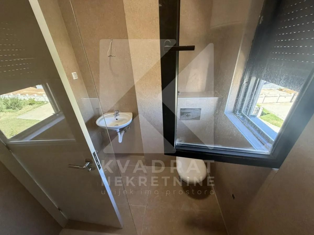 Rent, two bedroom apartment, 64m², Tološi, Podgorica