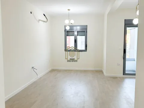 Prodaja, jednosoban stan, 42m², Zabjelo, Podgorica - image 1