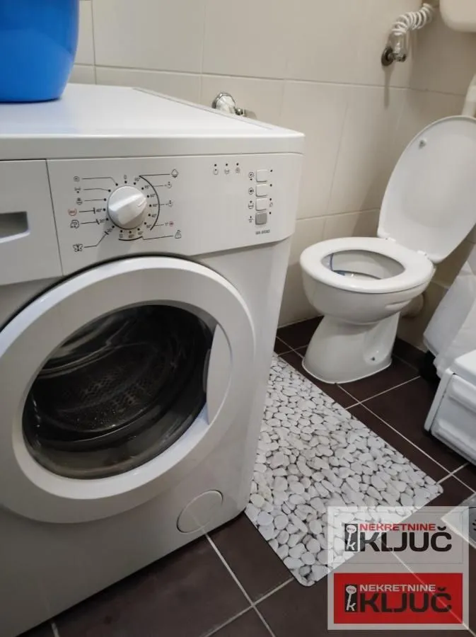 Izdavanje, garsonjera, 26m², Grbavica, Novi Sad Sve Podlokacije