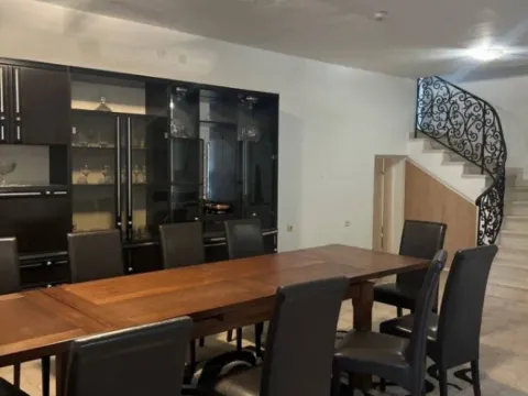 Sale, house, 470m², Stari Aerodrom, Podgorica - image 4