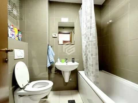 Izdavanje, jednosoban stan, 50m², City Kvart, Podgorica - image 9