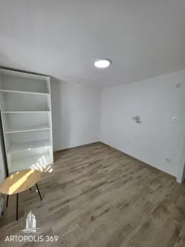 Rent, office space, 85m², Leštane, Grocka - image 11