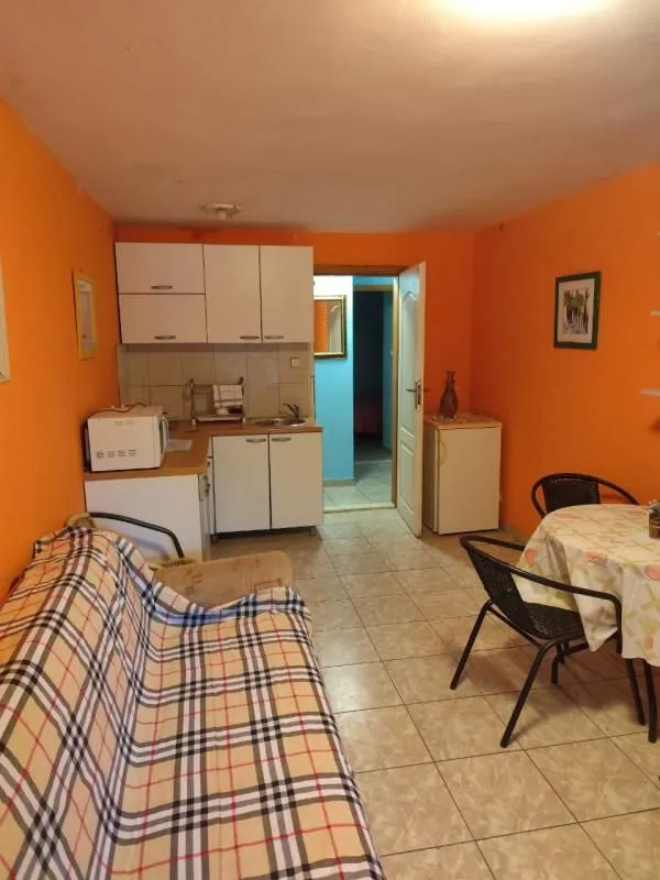 Prodaja, jednosoban stan, 37m², Đenovići, Herceg Novi
