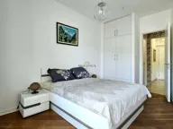 Rent, one bedroom apartment, 70m², Tree cane, Budva - image 10