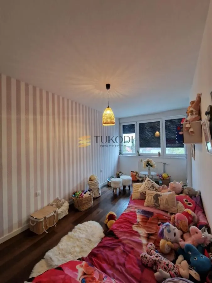 Prodaja, četvorosoban stan, 146m², Telep, Novi Sad Sve Podlokacije