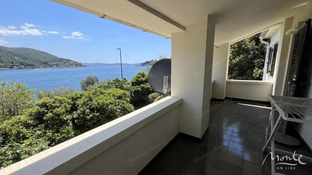 Prodaja, kuća, 205m², Đurići, Herceg Novi