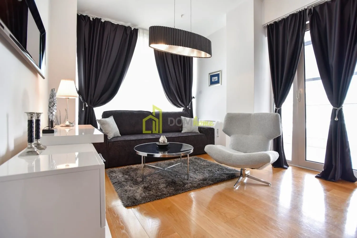 Izdavanje, trosoban stan, 89m², Tre Canne, Budva
