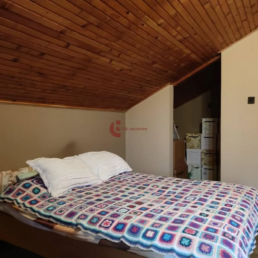 Prodaja, kuća, 210m², Novo Selo, Subotica