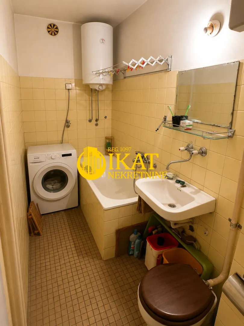Prodaja, dvosoban stan, 49m², Profesorska Kolonija, Palilula Sve Podlokacije