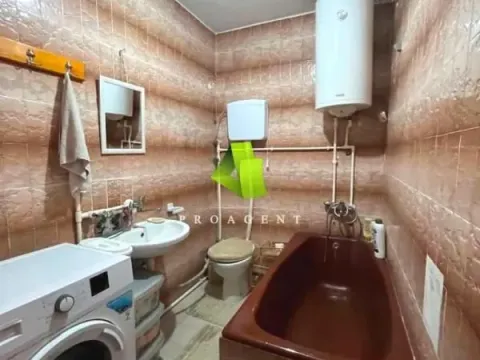 Izdavanje, dvosoban stan, 60m², Palilula, Niš - image 4