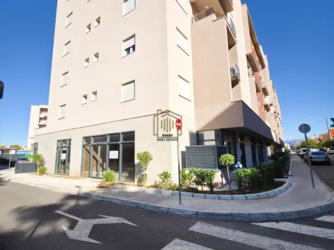 Izdavanje, poslovni prostor, 282m², Stari Aerodrom, Podgorica - image 2