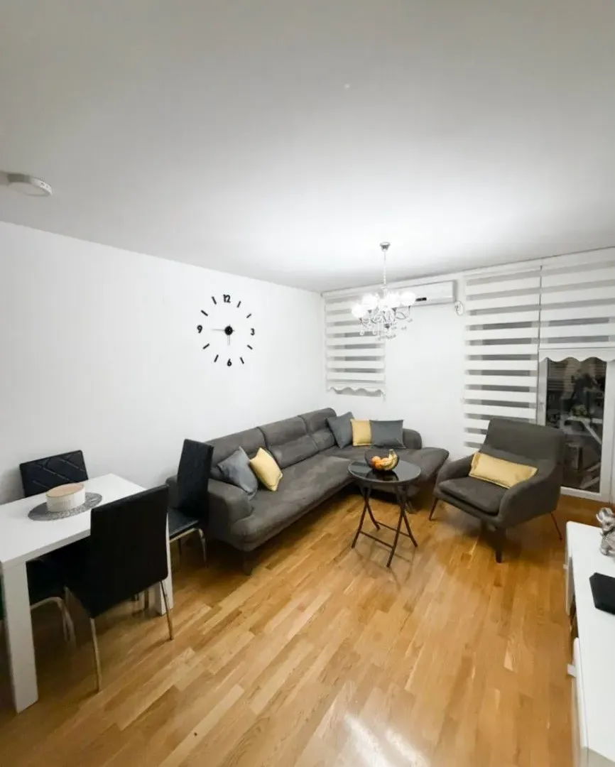 Prodaja, jednosoban stan, 42m², Stari Aerodrom, Podgorica