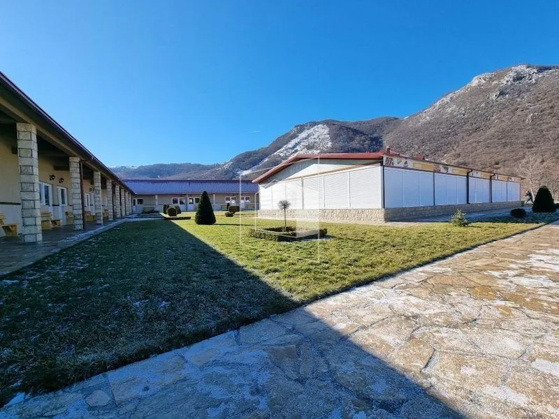 Sale, office space, 2000m², Šavnik, Crna Gora