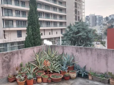 Prodaja, stan, 89m², Centar, Budva - image 5