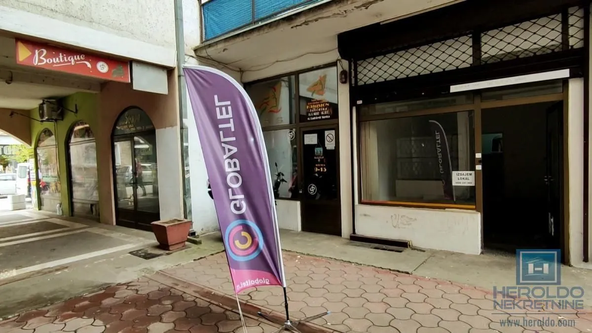 Izdavanje, poslovni prostor, 23m², Centar, Jagodina