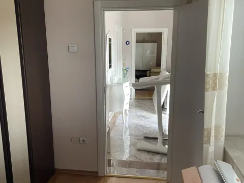 Rent, one bedroom apartment, 150m², Momišići, Podgorica - image 14