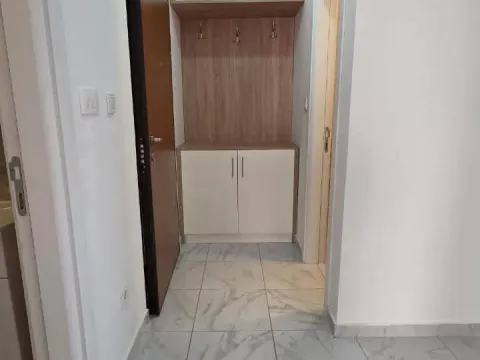 Prodaja, dvosoban stan, 70m², 1 maj, Podgorica - image 5