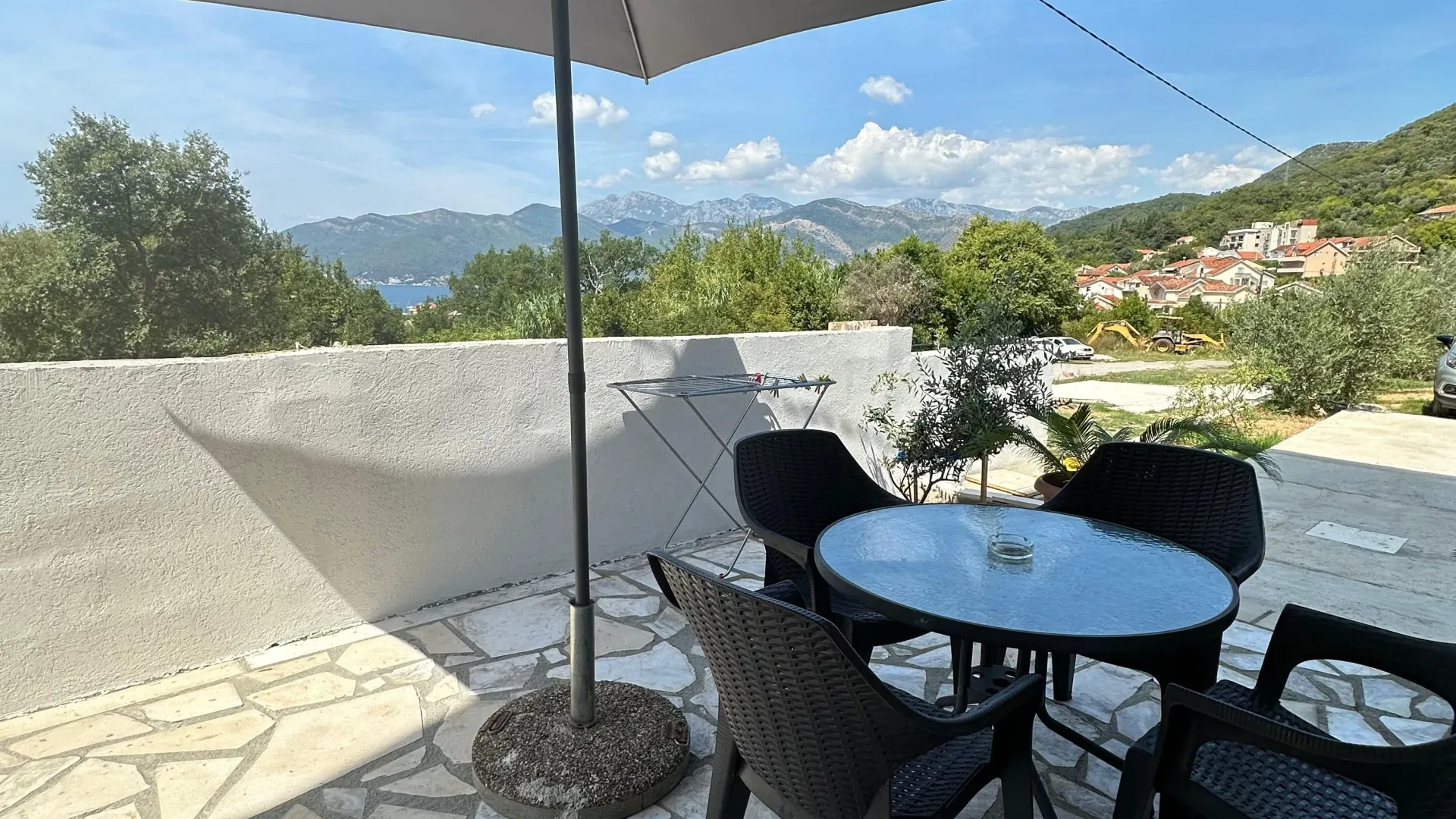 Rent, two bedroom apartment, 50m², Mažina, Tivat