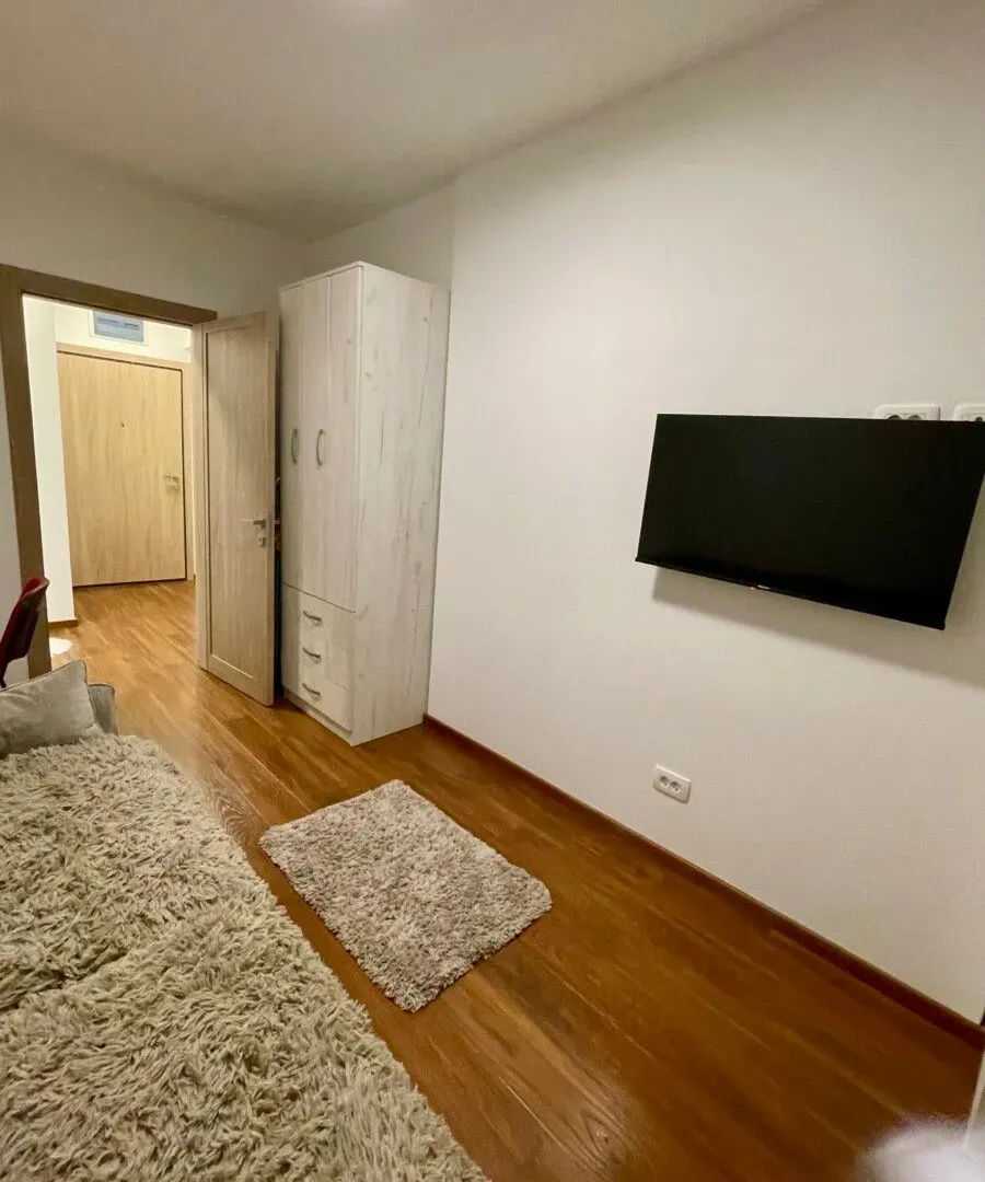 Izdavanje, dvosoban stan, 70m², Master Kvart, Podgorica