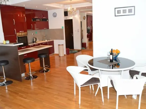 Prodaja, stan, 75m², Rafailovići, Budva - image 10