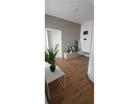 Prodaja, kuća, 250m², Niš, Srbija - image 9