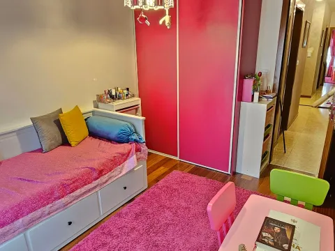 Izdavanje, dvosoban stan, 64m², Centar, Podgorica - image 10