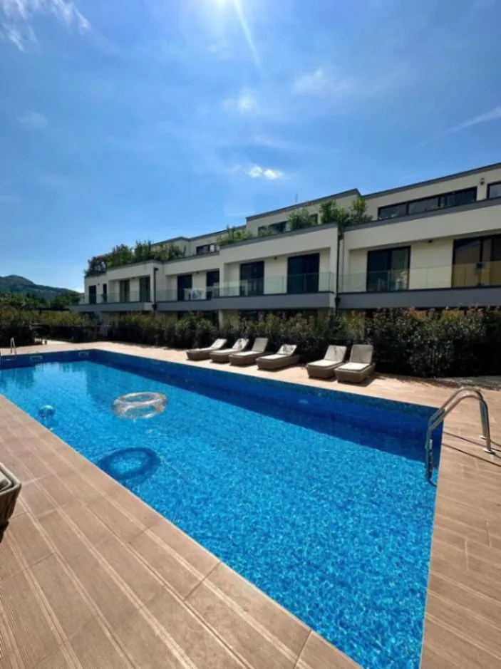 Sale, apartment, 156m², Lastva Grbaljska, Kotor