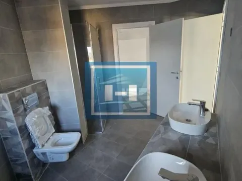 Prodaja, četvorosoban stan, 150m², Jagodnjak, Paraćin - image 19