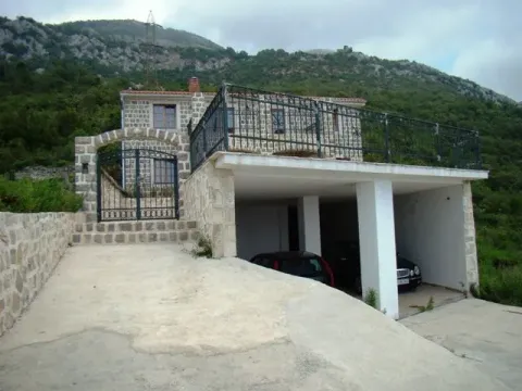 Kuća in Petrovac